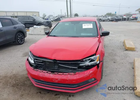 2015 Volkswagen Jetta 1.8T Sport z USA, uszkodzony, nr VIN 3VWD17AJ9FM420437